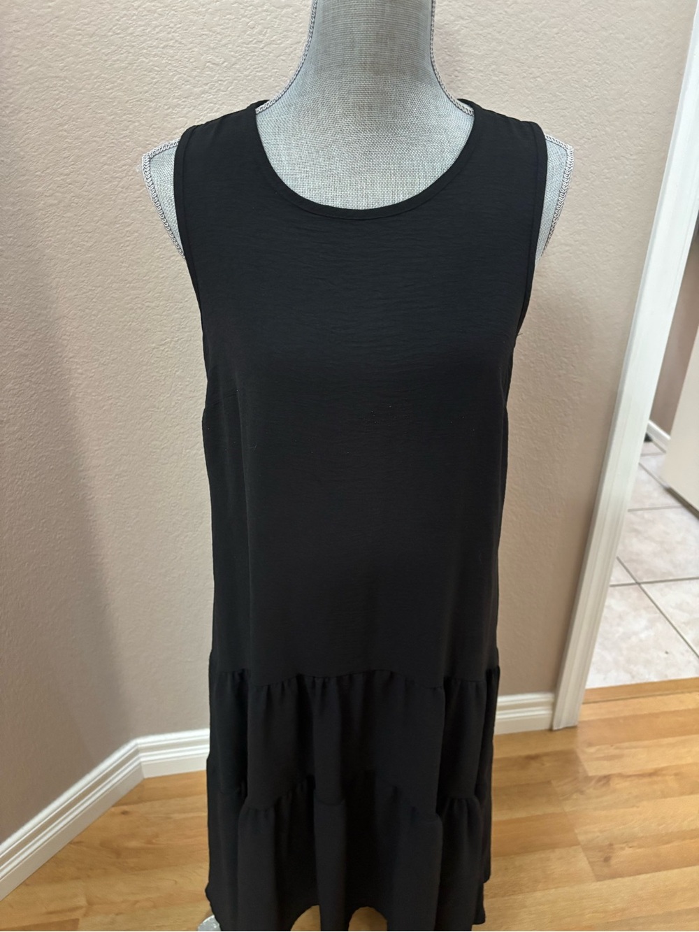 Tahari Black Sleeveless Tiered Maxi Dress
